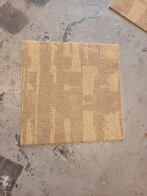 سجاد بلاط صيني بلجيكي إماراتي وطني مكسيكي